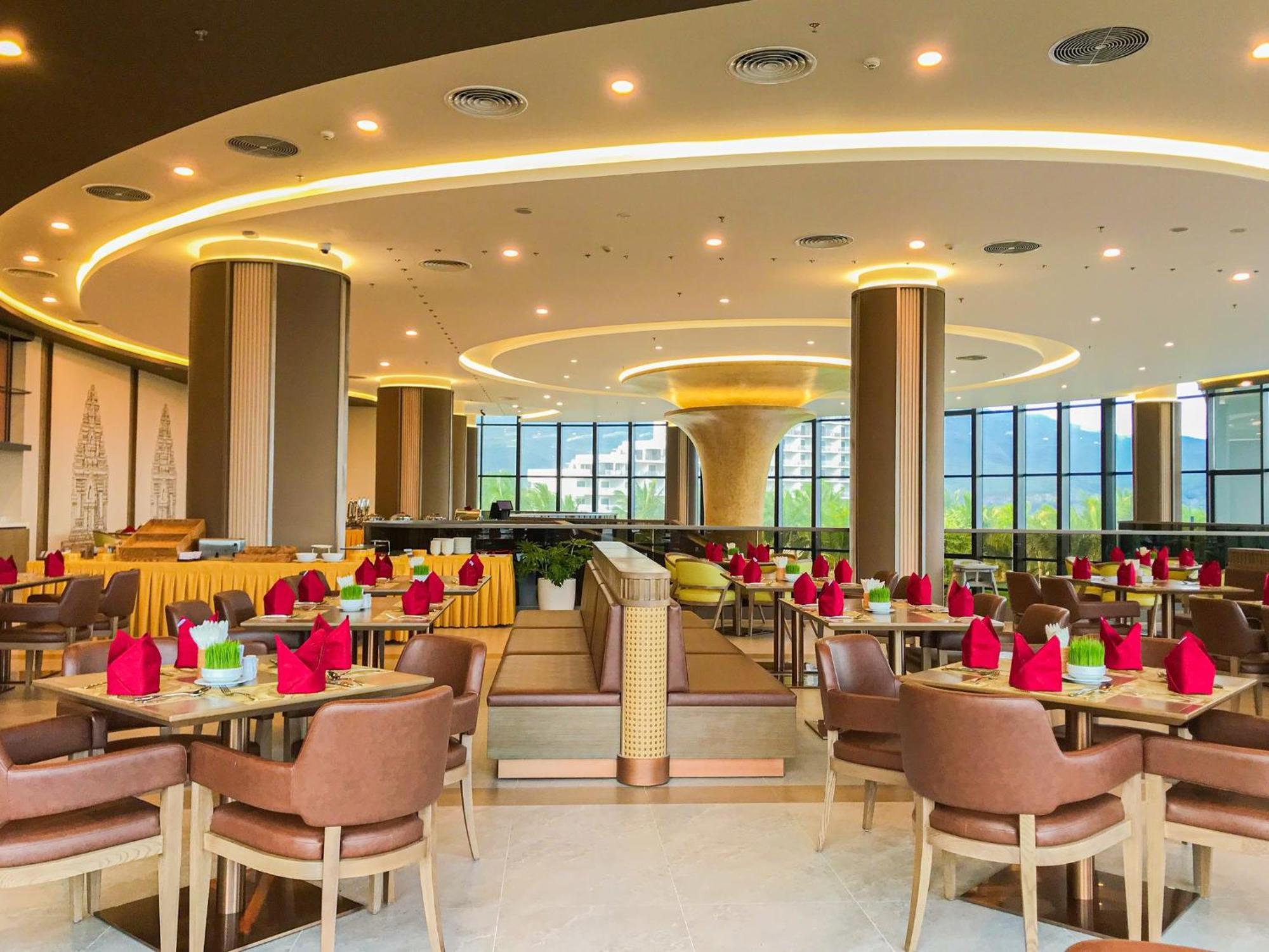 Aquamarine Beachfront Resort & Spa קאם ראן מראה חיצוני תמונה