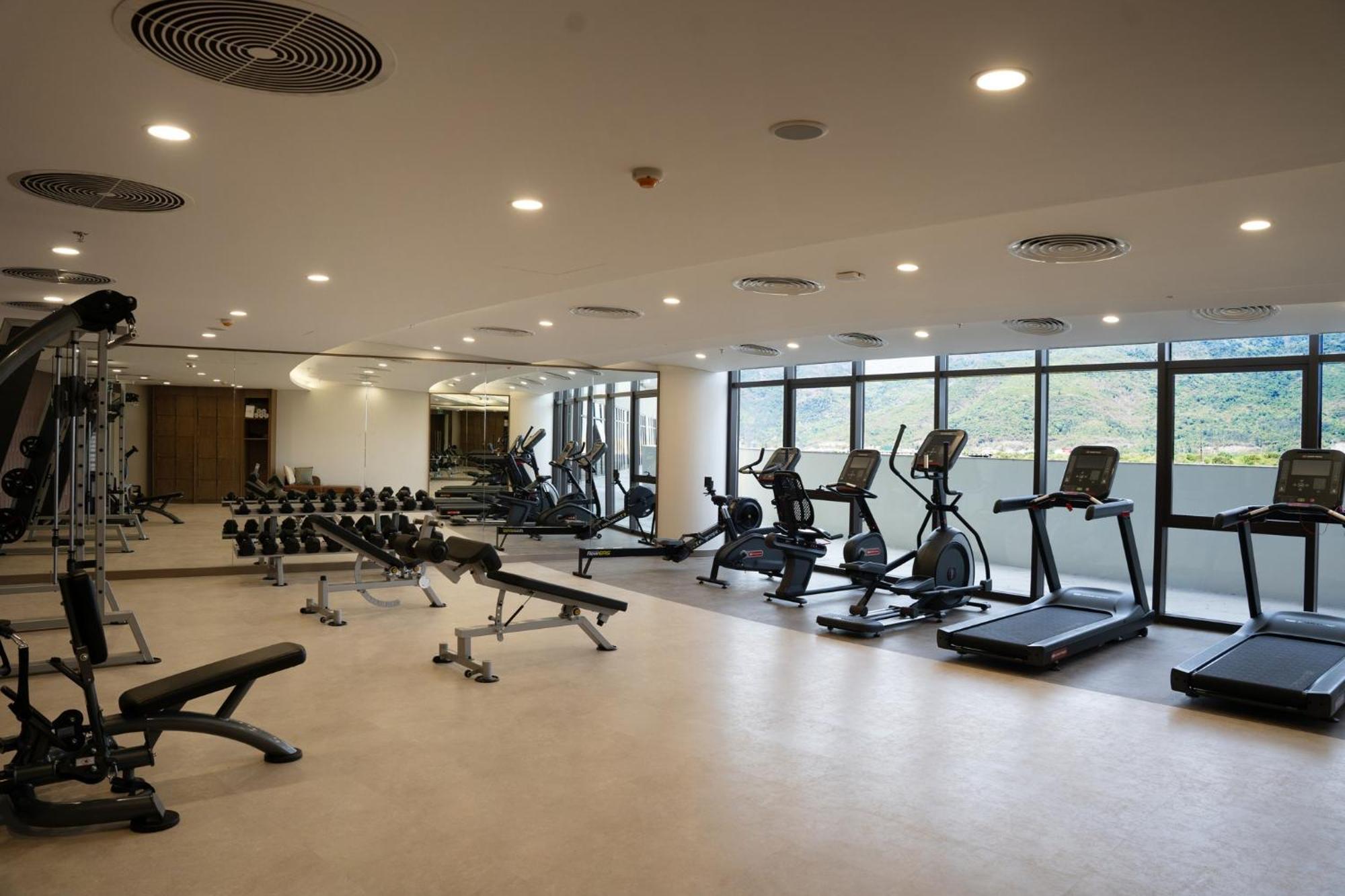 Aquamarine Beachfront Resort & Spa קאם ראן מראה חיצוני תמונה