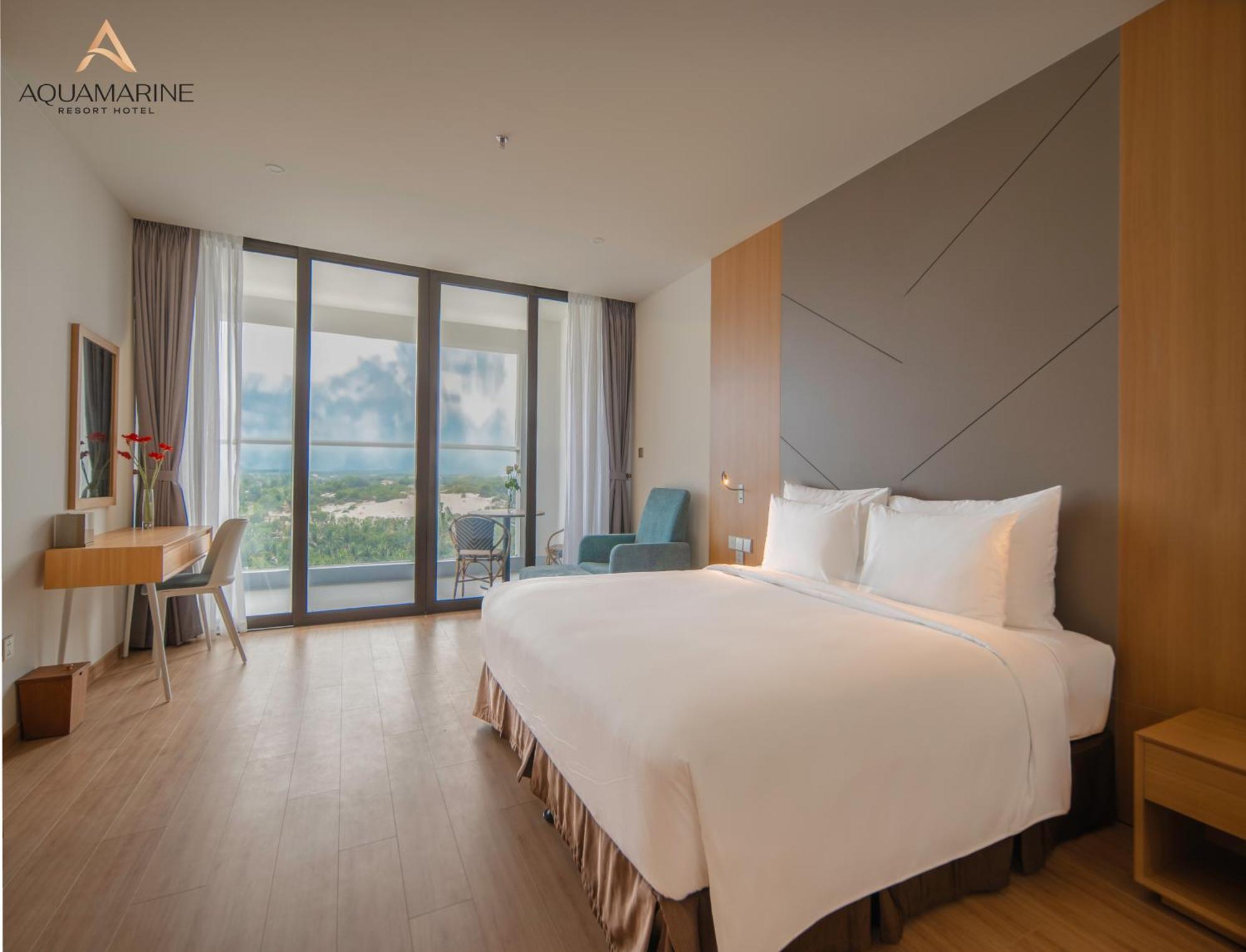Aquamarine Beachfront Resort & Spa קאם ראן מראה חיצוני תמונה