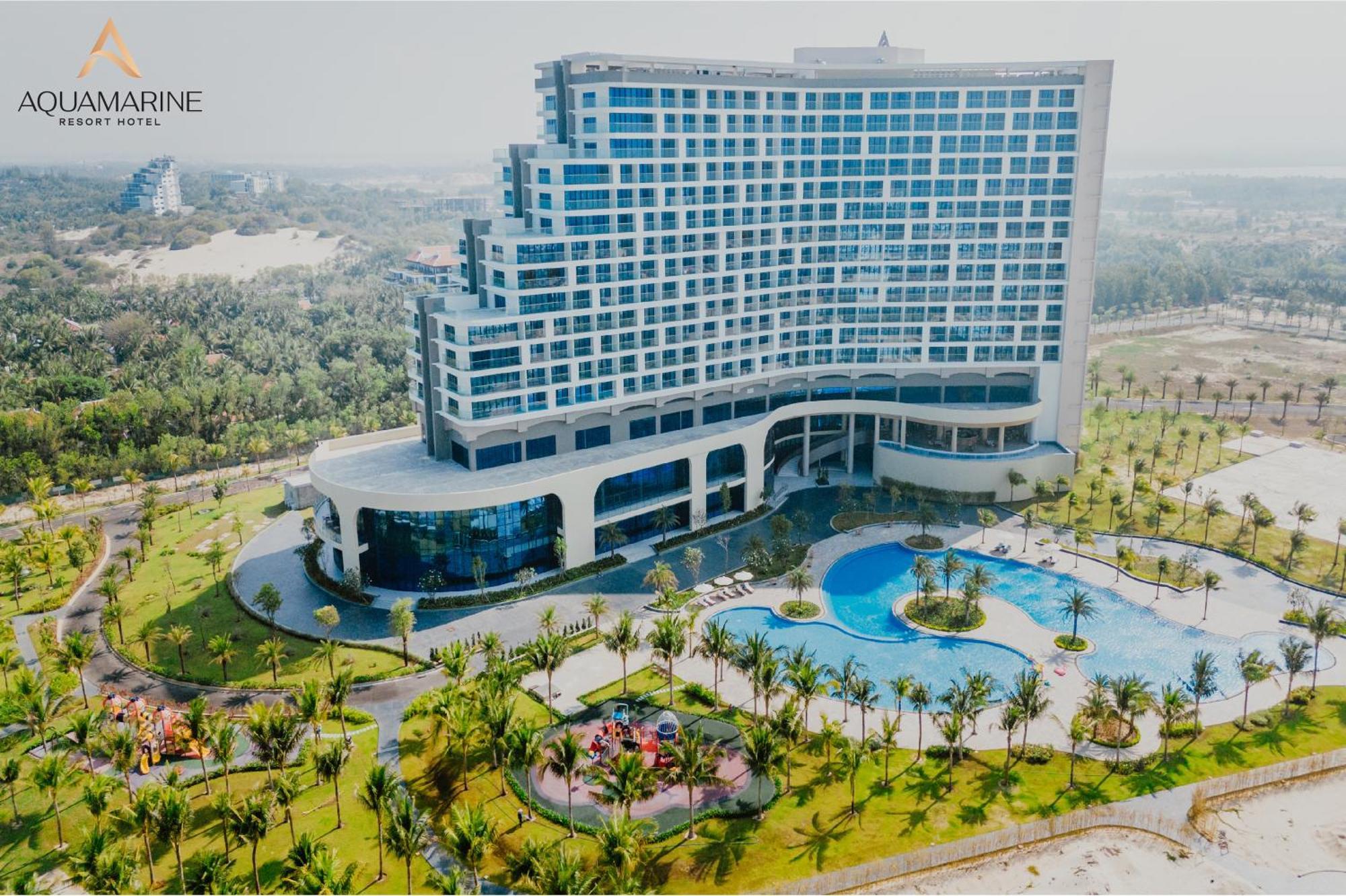 Aquamarine Beachfront Resort & Spa קאם ראן מראה חיצוני תמונה