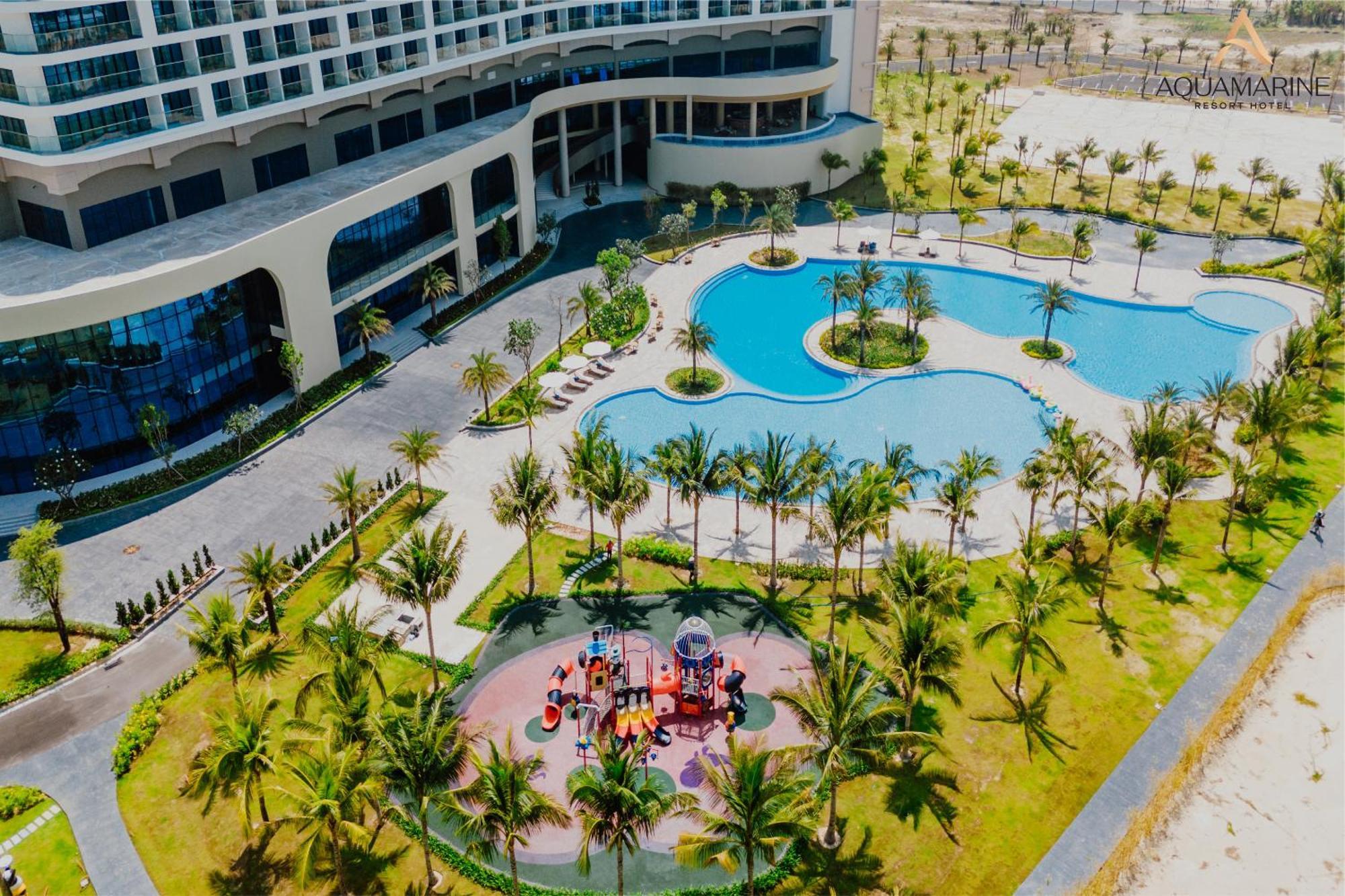 Aquamarine Beachfront Resort & Spa קאם ראן מראה חיצוני תמונה