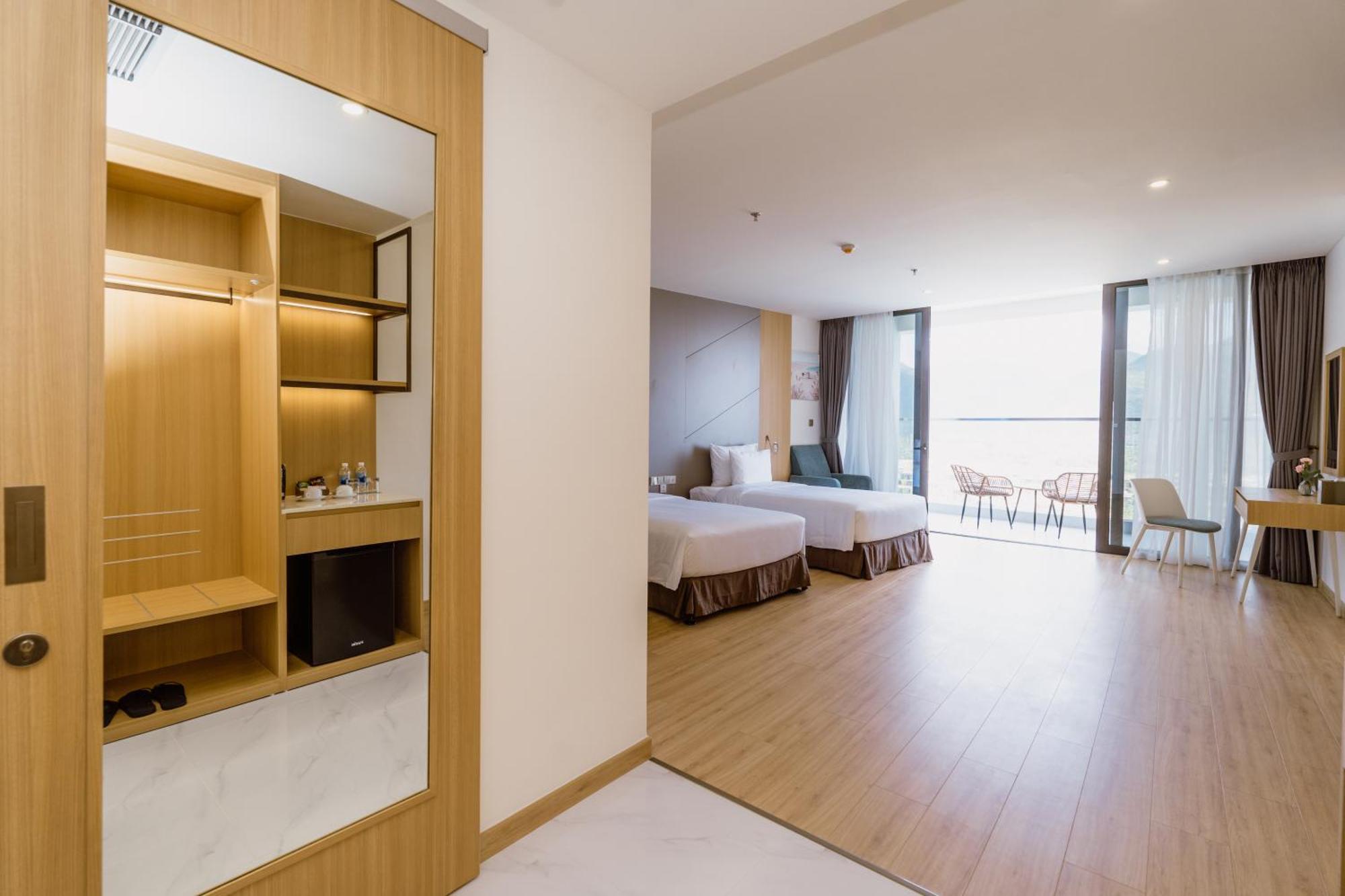 Aquamarine Beachfront Resort & Spa קאם ראן מראה חיצוני תמונה