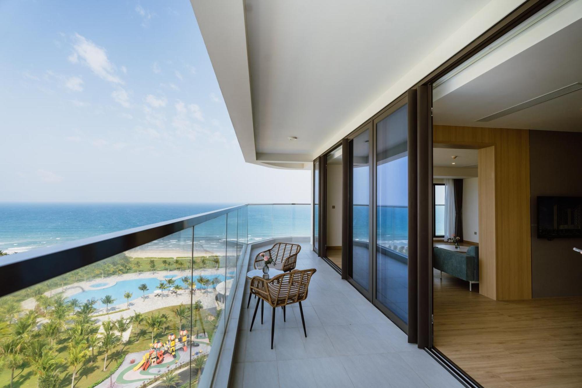 Aquamarine Beachfront Resort & Spa קאם ראן מראה חיצוני תמונה