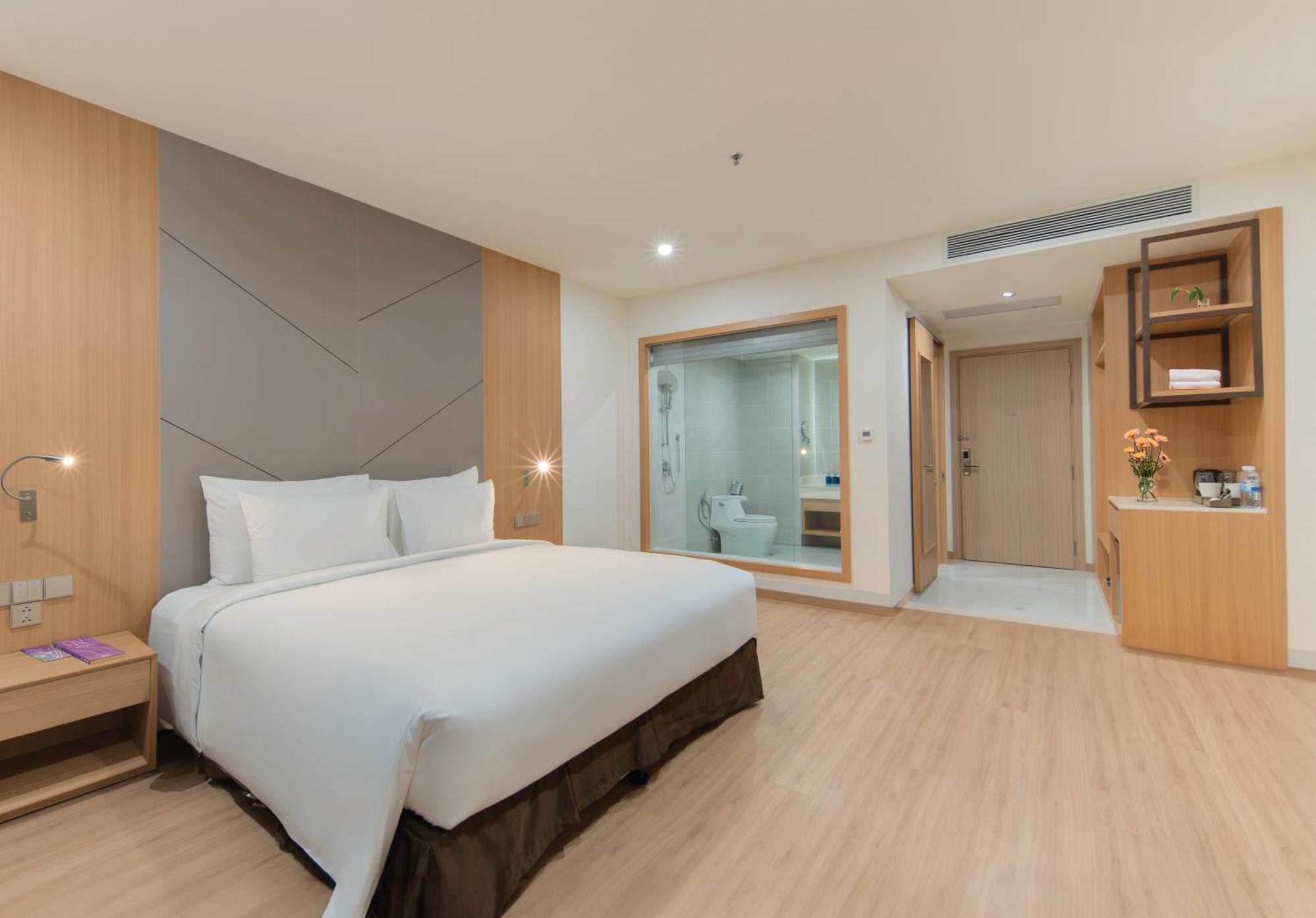 Aquamarine Beachfront Resort & Spa קאם ראן מראה חיצוני תמונה